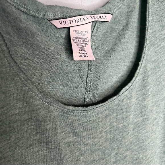 Victoria’s Secret Sleeveless Crewneck Light Dress - Picture 3 of 6